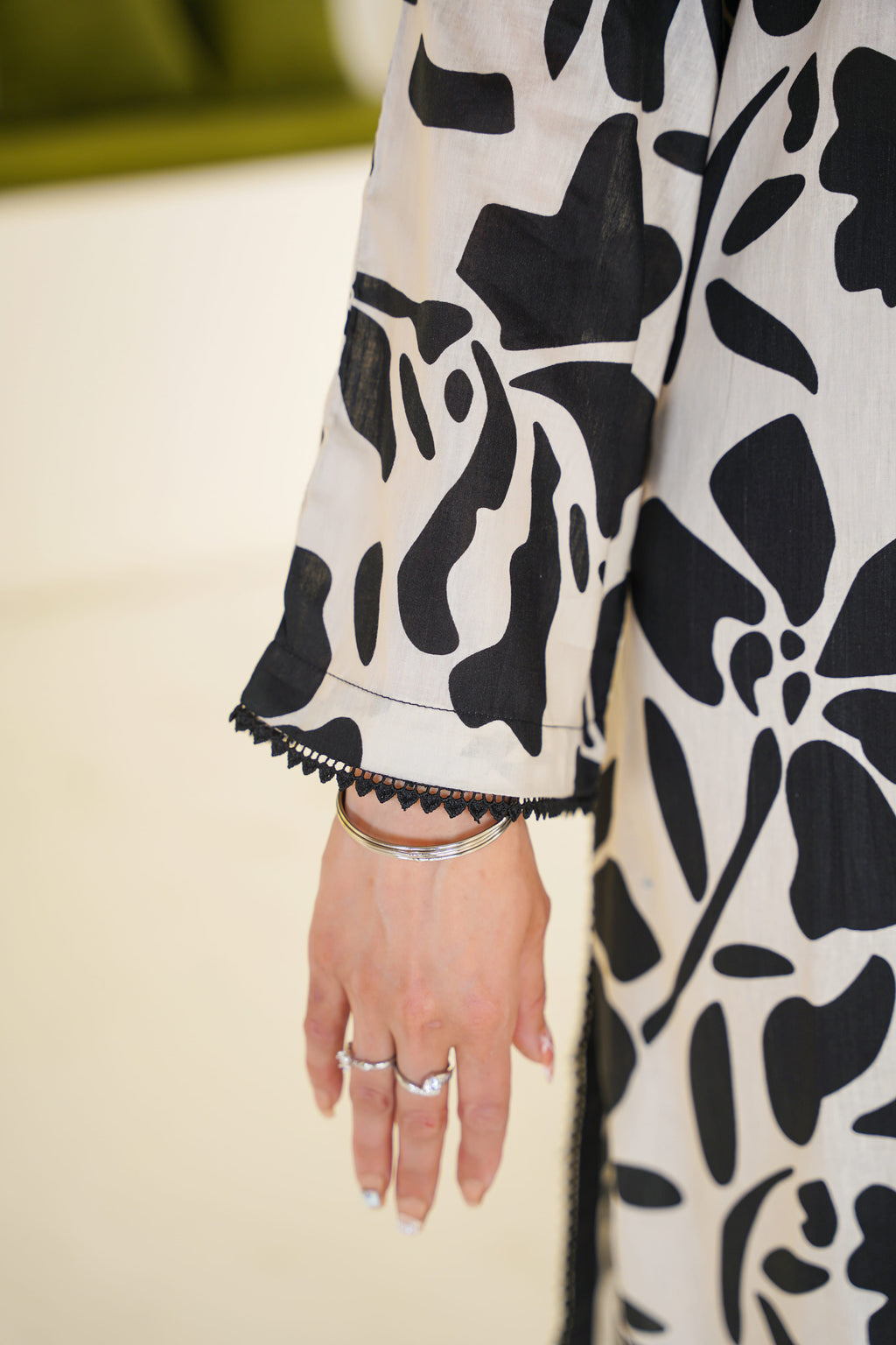 Monochrome | Black & White Bold Lawn Kurti (2pc)