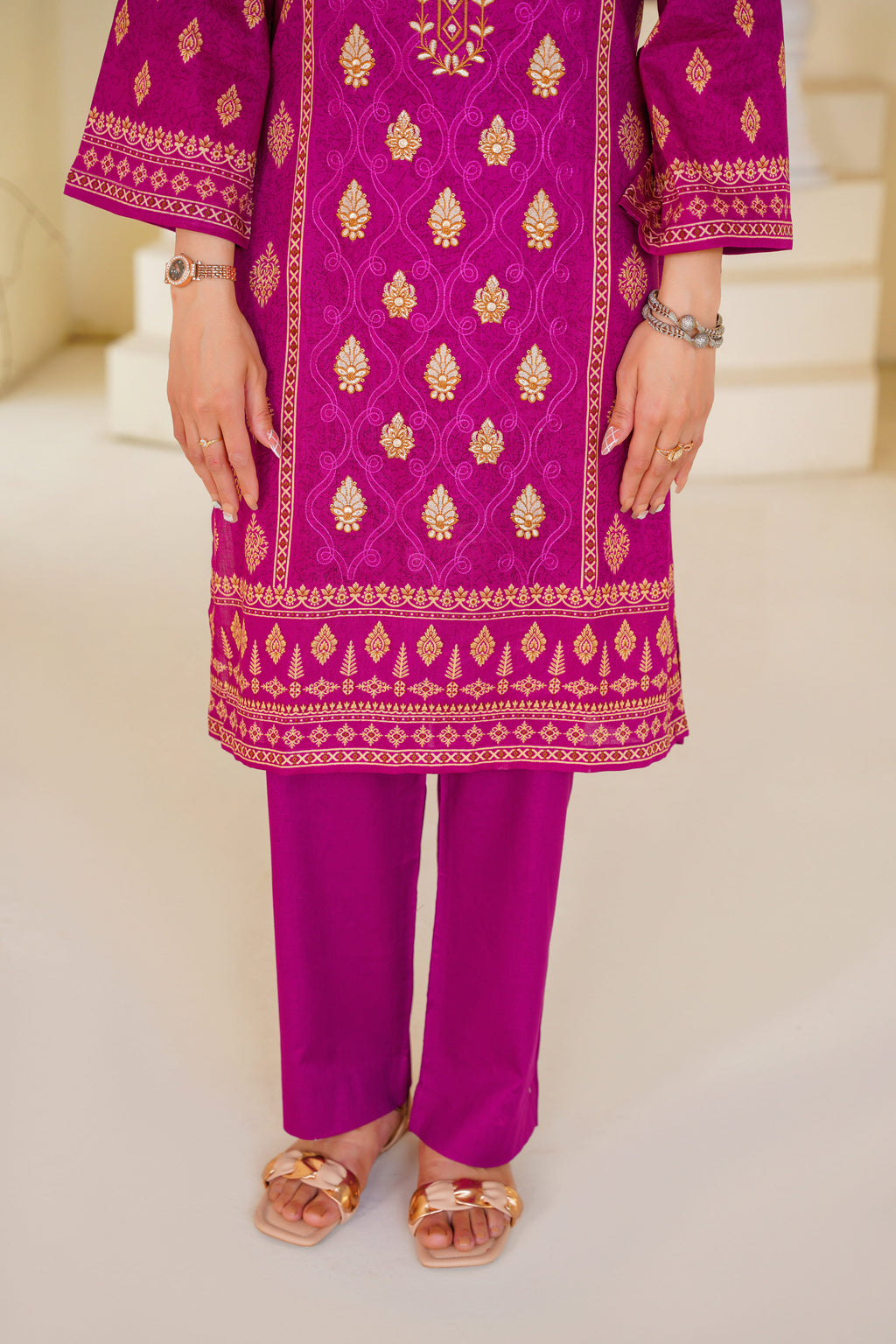 Noor | Magenta Gold Jacquard Suit (3pc)